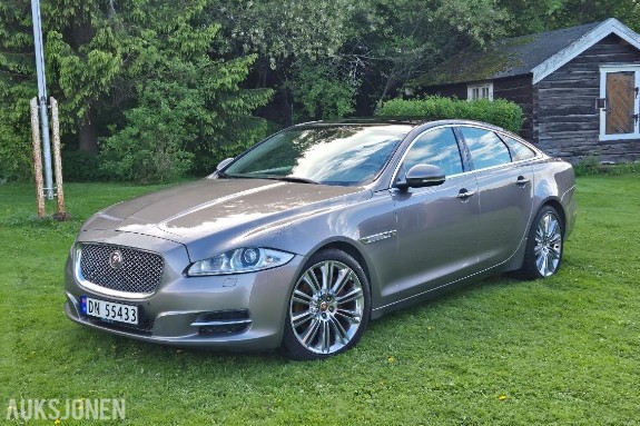 2011 Jaguar XJ 3.0 275hk Automat Portfolio dobbelt soltak 225 000 km
