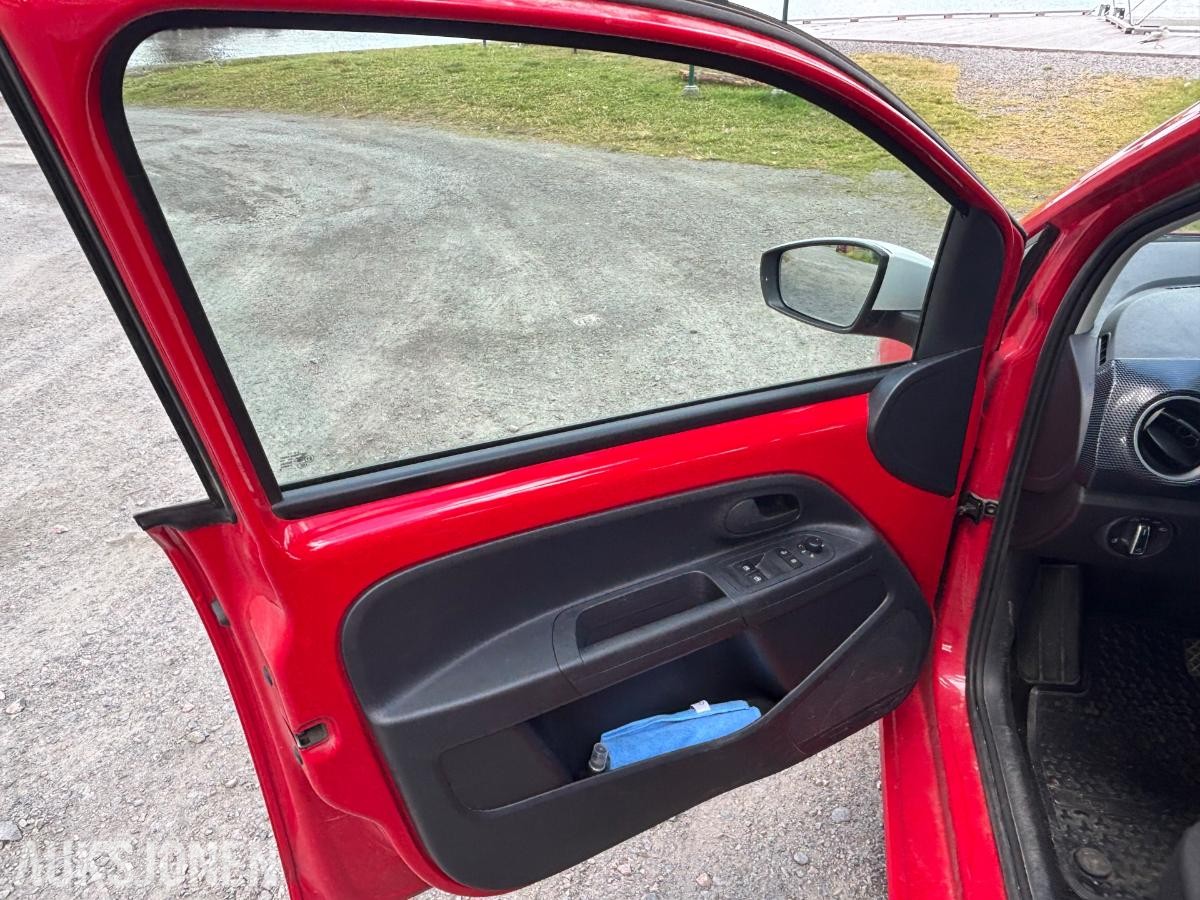 2020 Volkswagen E-up! Long Range 122839km