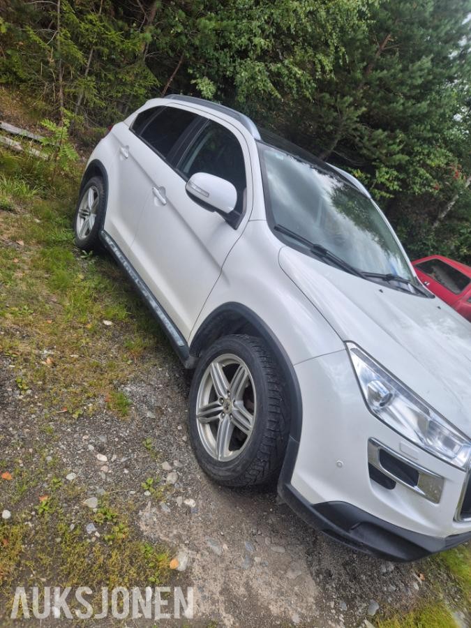 2012 Peugeot  4008 1.6 114hk 4X4 cruisekontroll skinn