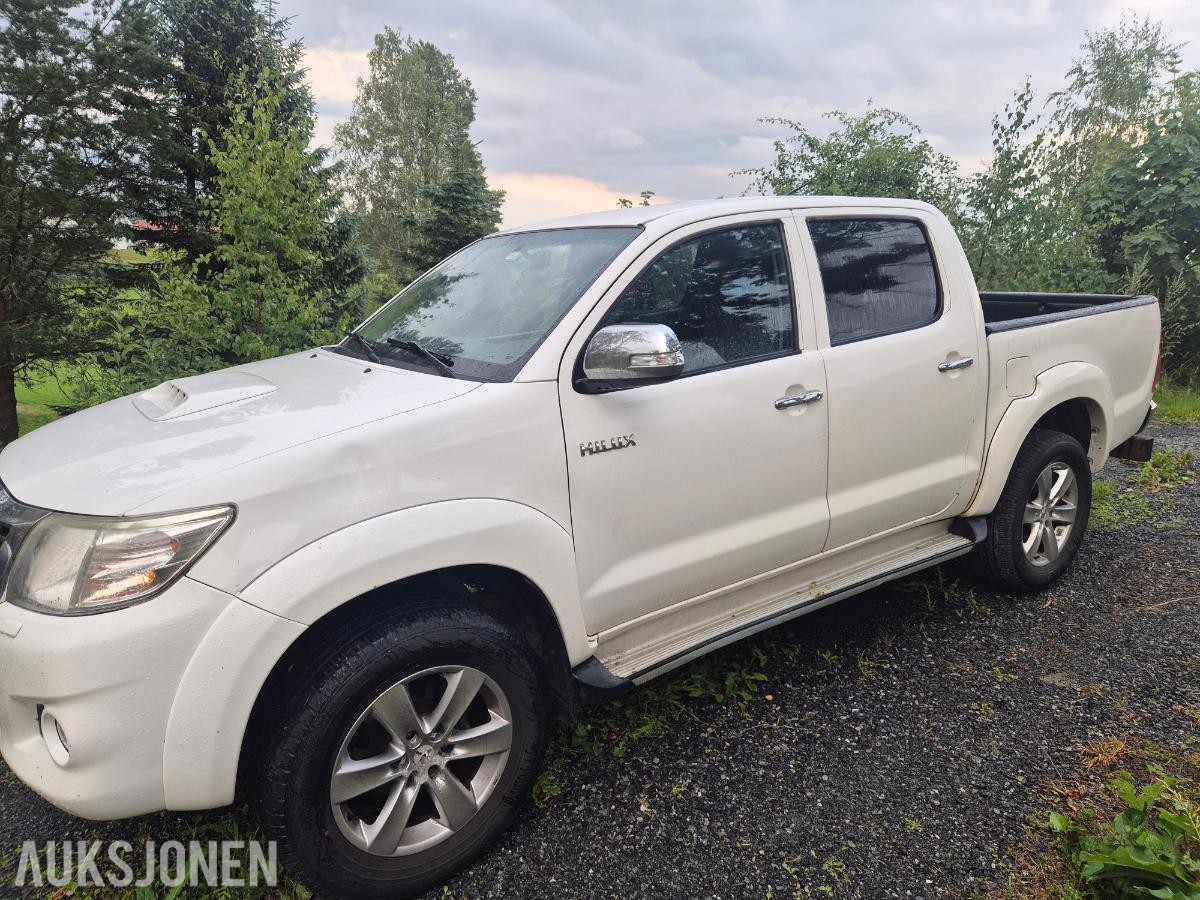 2012 Toyota HiLux 5 seter, 2.5 Diesel 4WD, Hengerfeste, S+V dekk