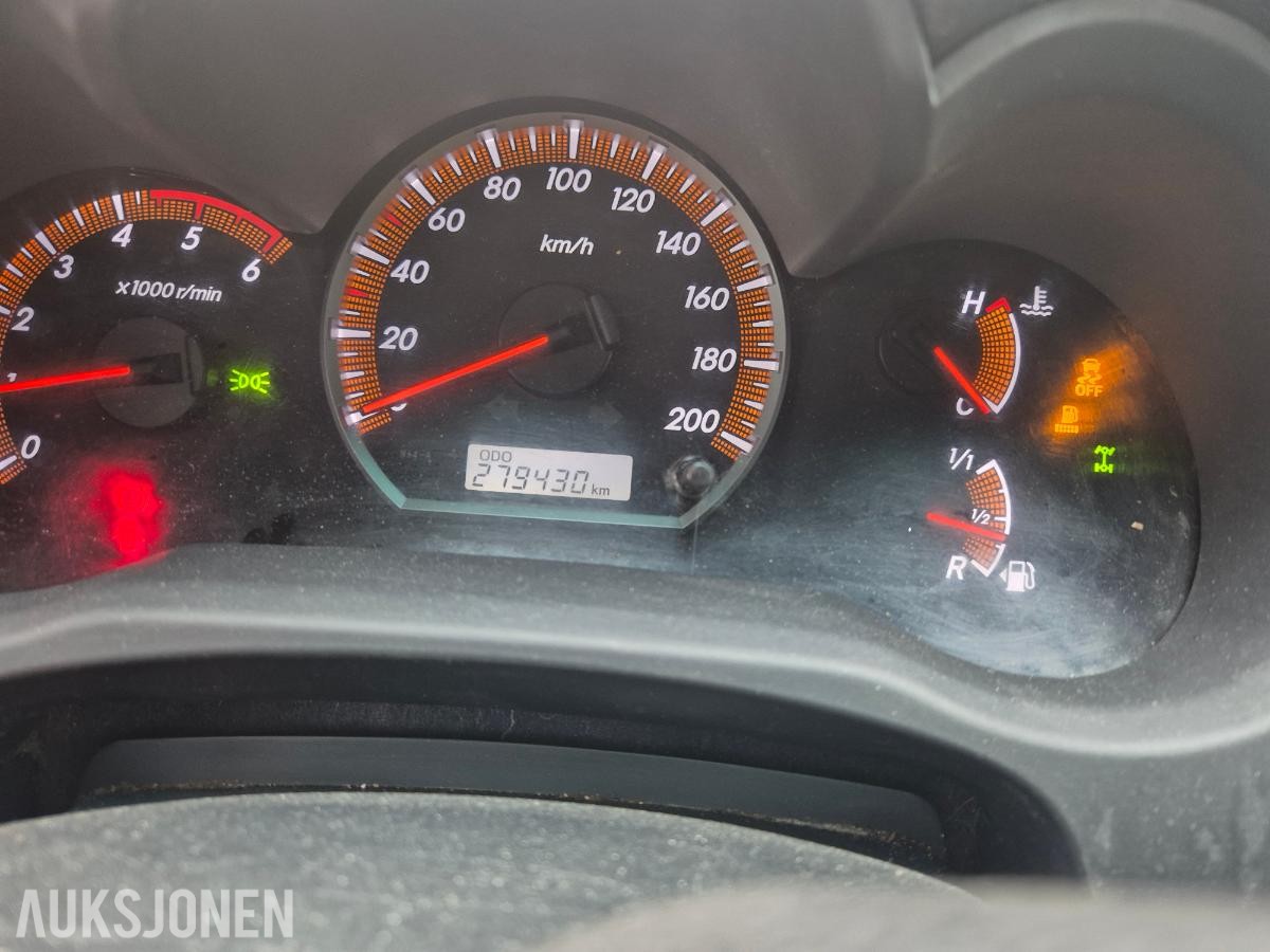 2012 Toyota HiLux 5 seter, 2.5 Diesel 4WD, Hengerfeste, S+V dekk
