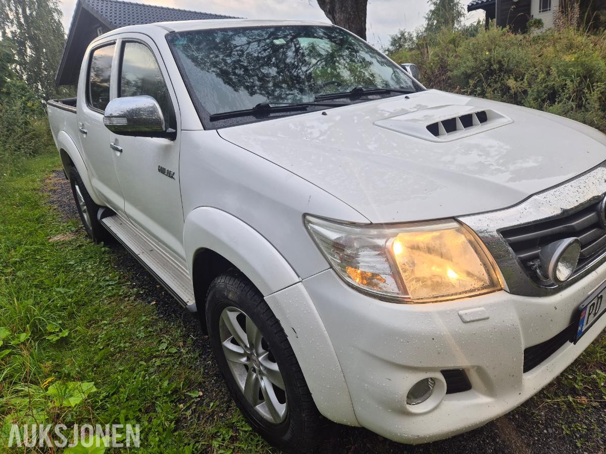 2012 Toyota HiLux 5 seter, 2.5 Diesel 4WD, Hengerfeste, S+V dekk