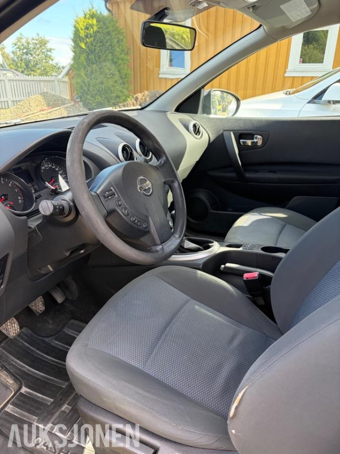 2011 Nissan Qashqai 1.6 117hk manuell s+v dekk eu ok