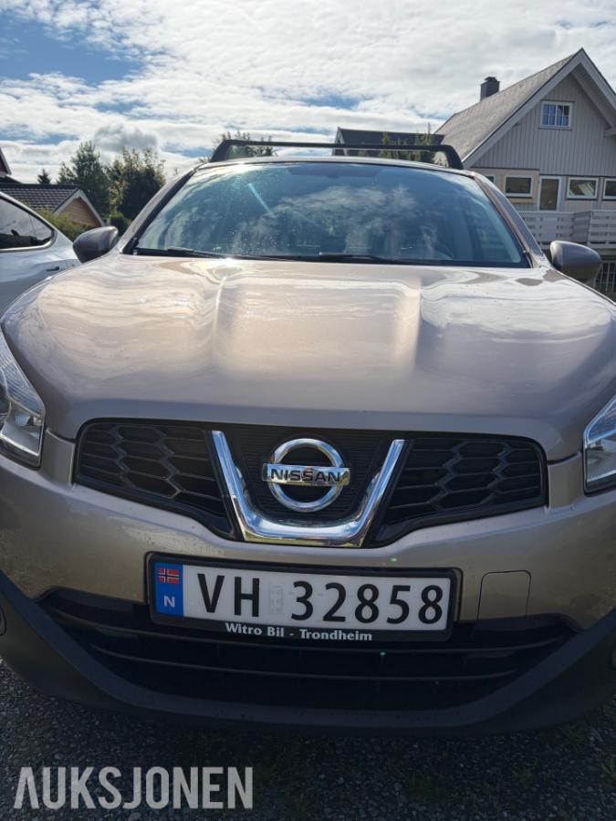 2011 Nissan Qashqai 1.6 117hk manuell s+v dekk eu ok