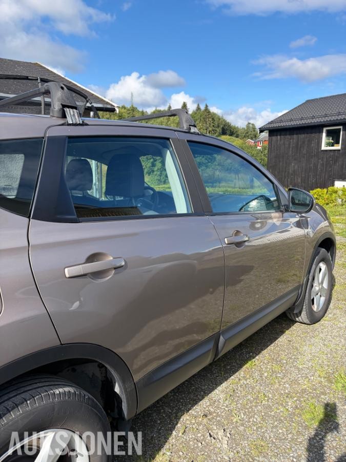 2011 Nissan Qashqai 1.6 117hk manuell s+v dekk eu ok