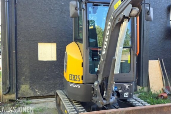 2021 VOLVO ECR 25 ELEKTRISK  minigraver KUN 594 TIMER ROTOTILT - MVA FRI 