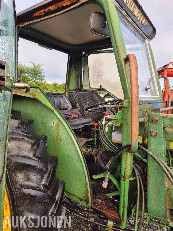 1977 John Deere 1630 traktor med laster - mva fri