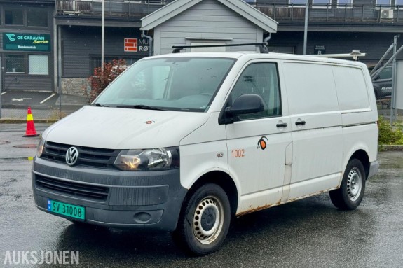 2012 Volkswagen Transporter 2.0 TDI 114 hk - S/V Dekk - 214666km