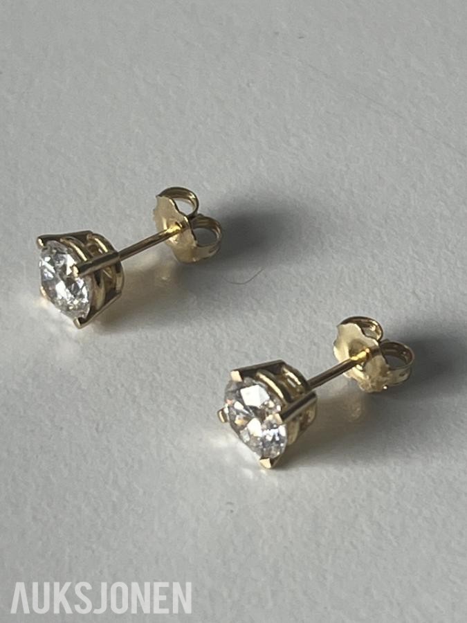 2.00Ct Diamantøredobber i Gult 18K Gull | IGI-sertifisert