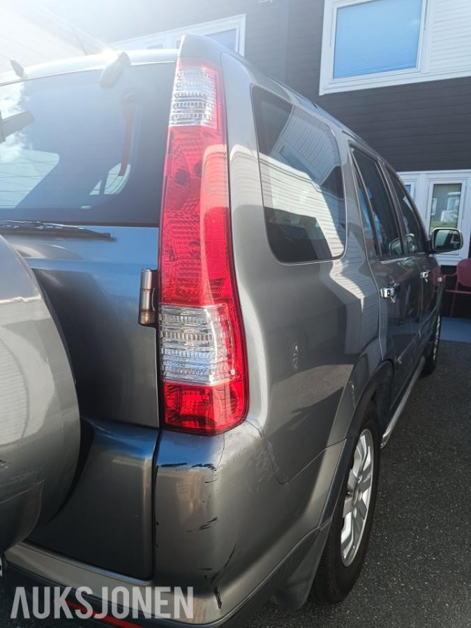 2005 Honda CR-V 2.0 150hk  4WD automat cruisekontroll hengerfeste s+v dekk
