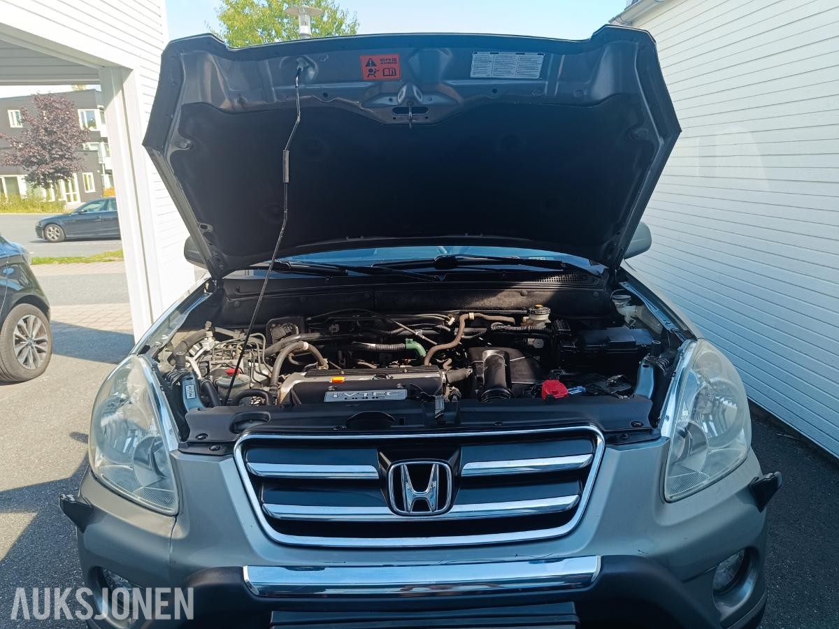 2005 Honda CR-V 2.0 150hk  4WD automat cruisekontroll hengerfeste s+v dekk