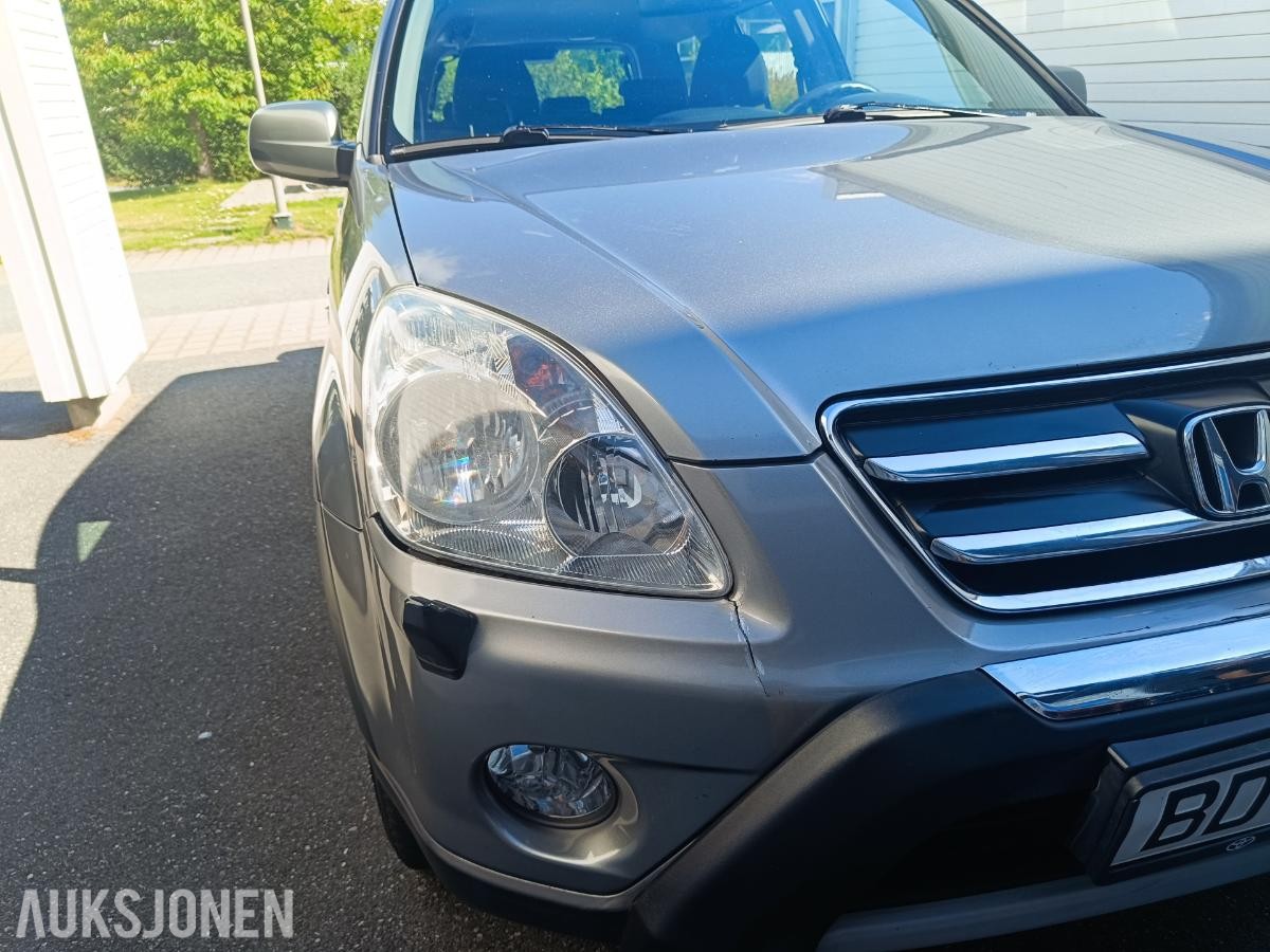 2005 Honda CR-V 2.0 150hk  4WD automat cruisekontroll hengerfeste s+v dekk