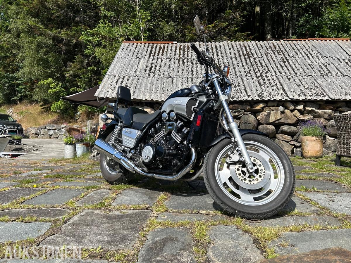 1990 Yamaha VMX1200
