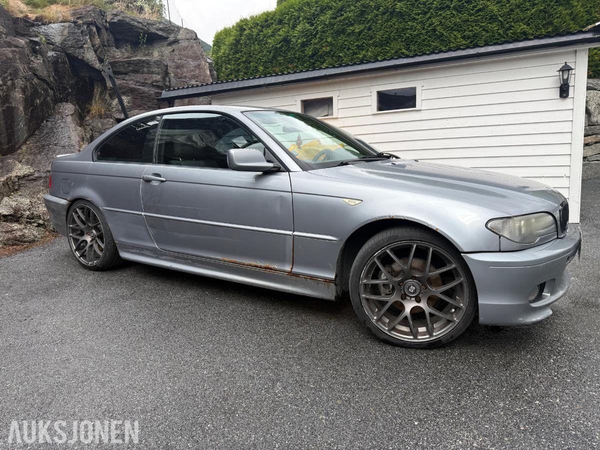 2005 BMW 3-serie 320CD 2.0 Diesel, S+V dekk