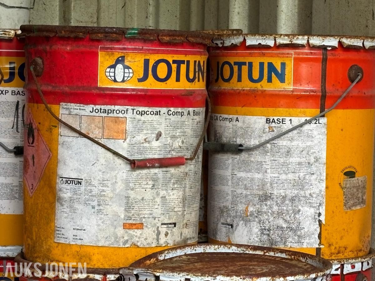 1994 10fots container med parti industrimaling / skipsmaling – Jotun m.m.
