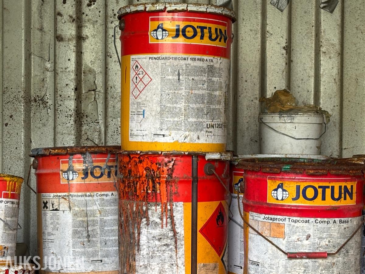 1994 10fots container med parti industrimaling / skipsmaling – Jotun m.m.