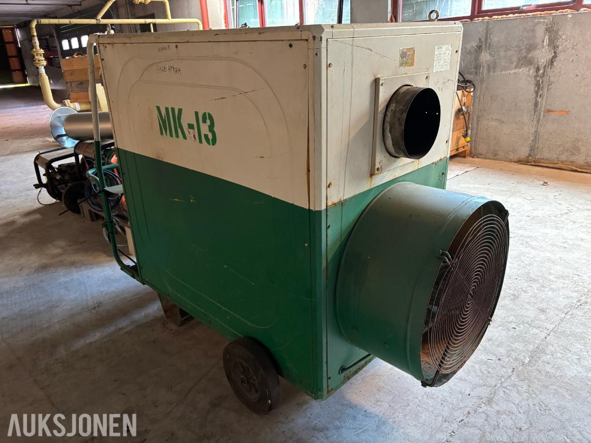 2010 DESA BV 470 FS diesel byggvarmer / Varmluftsaggregat  134 kW