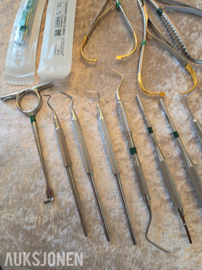 Parti odontologiske instrumenter og kirurgiske håndinstrumenter