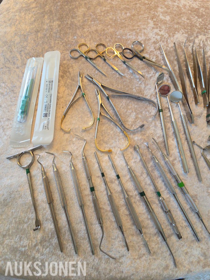 Parti odontologiske instrumenter og kirurgiske håndinstrumenter