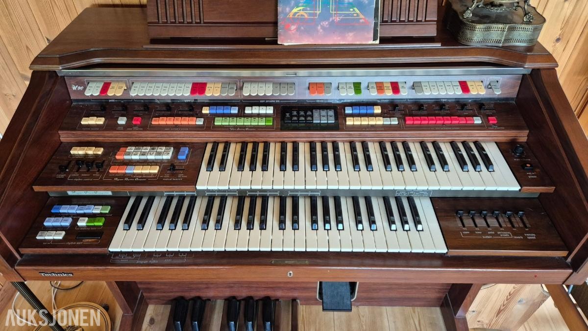 Technics U90 elektrisk orgel