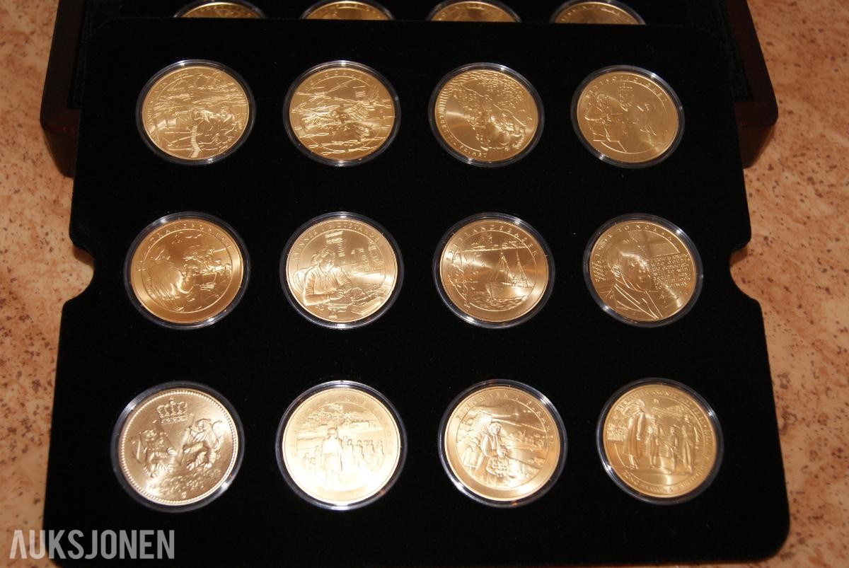 ALT FOR NORGE 1940-1945 MEDALJER I SKRIN!