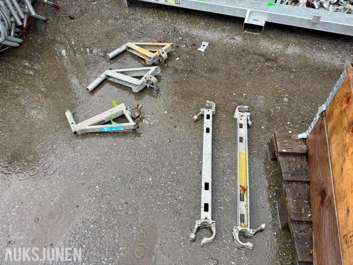 Div. stillasdeler – Konsoller til Layher stillas