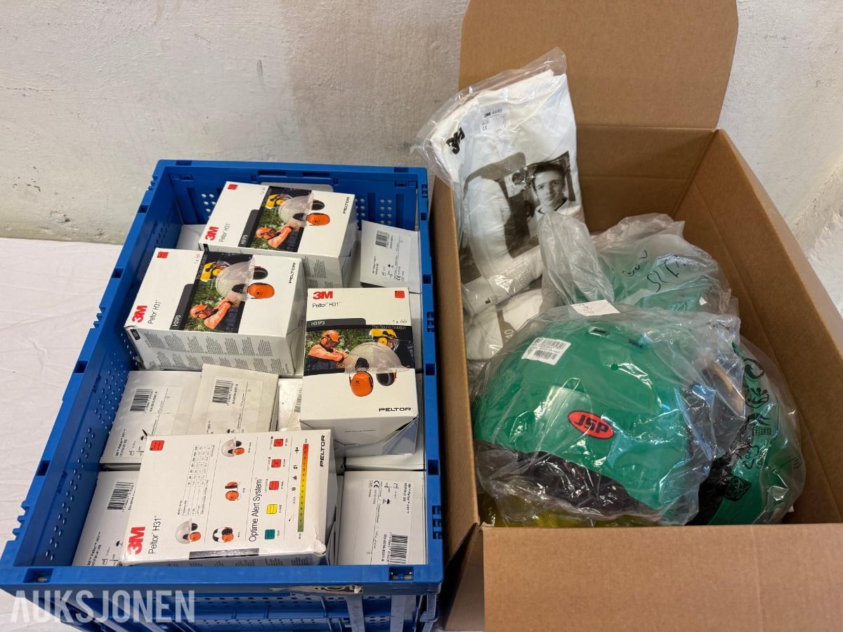 Parti nytt verneutstyr – Peltor, hjelmer og engangsfrakker