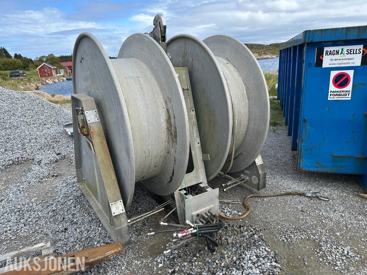 Henriksen MBH Dobbel Trommelvinsj | Hydraulisk | Ca. 2,5 tonn