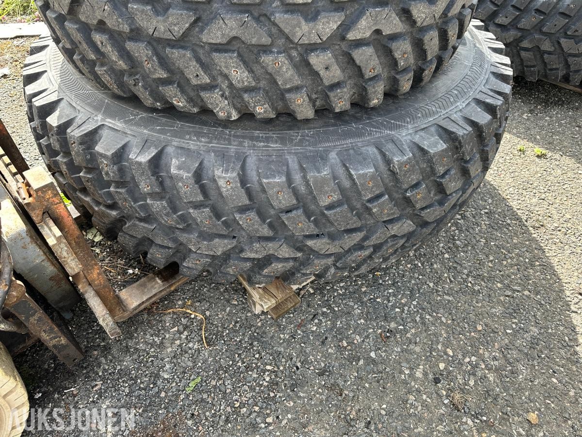 Nokian TRI 2 480/65 R28 Traktordekk | Felg |