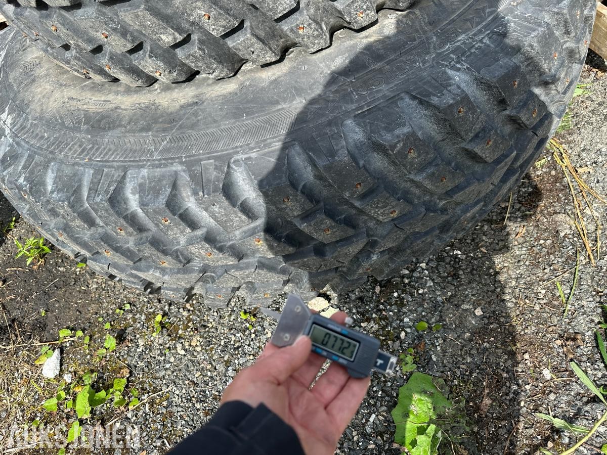 Nokian TRI 2 480/65 R28 Traktordekk | Felg |