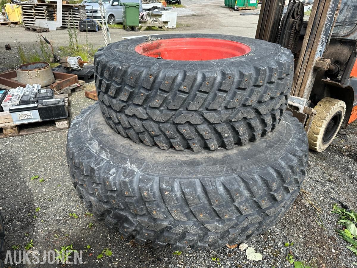 Nokian TRI 2 480/65 R28 Traktordekk | Felg |