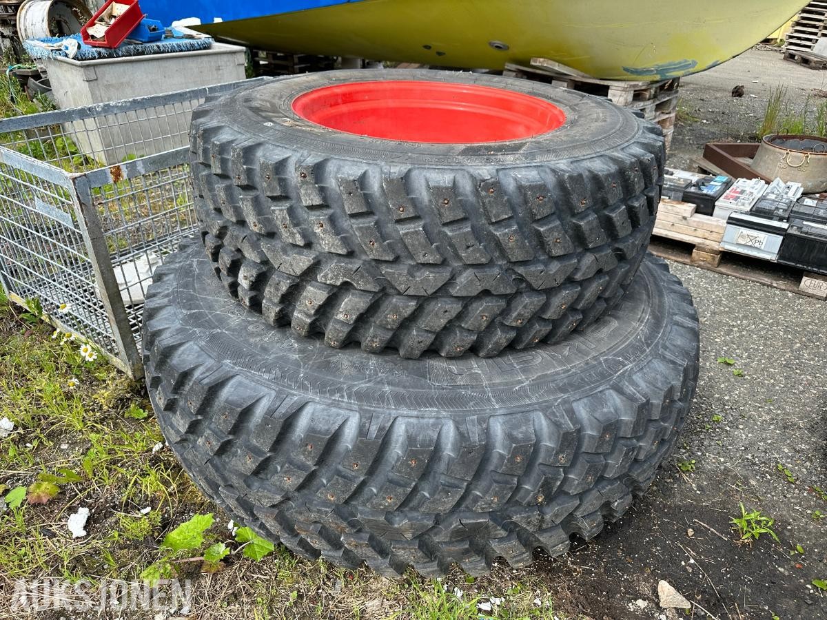 Nokian TRI 2 480/65 R28 Traktordekk | Felg |