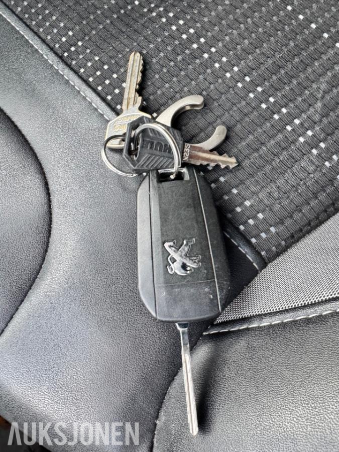 2014 PEUGEOT 2008 1.2 BENSIN 82HK,LAV KM!!, REP.OBJEKT!, 94900KM