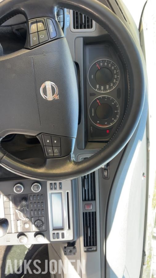 2008 Volvo V70 2.4 163hk automat cruisekontroll hengerfeste  eu ok 08.2027