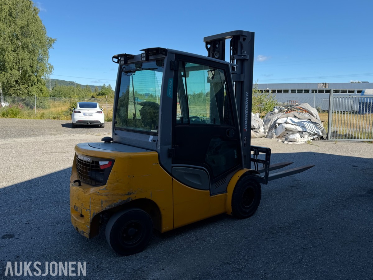 2017 Jungheinrich DFG 430s Dieseltruck med langgaffler