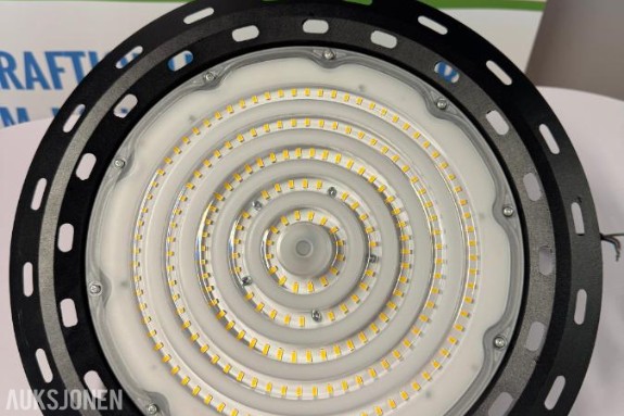 2025 10 stykk UFO High Bay – 300W lampe for industribelysning!Perfekt for store rom med høy takhøyde! Helt nye!! Luxnor