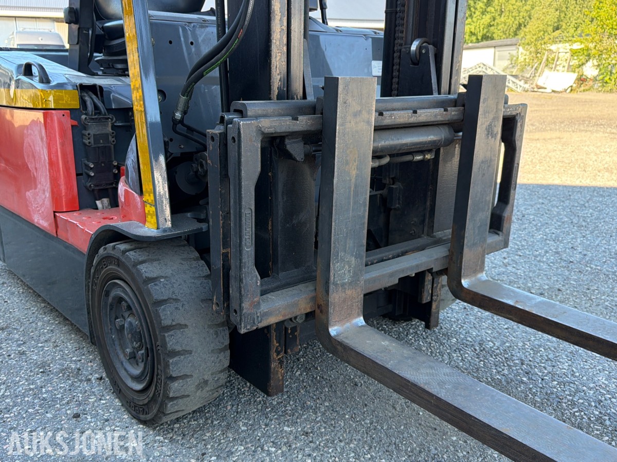 2003 Toyota 7FBEF15 - Elektrisk gaffeltruck, nylig kontrollert