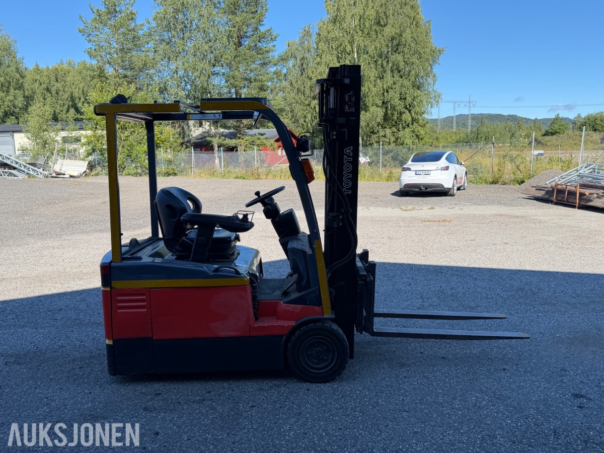 2003 Toyota 7FBEF15 - Elektrisk gaffeltruck, nylig kontrollert