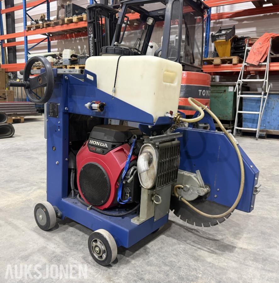 LISSMAC FS20B asfaltsag.