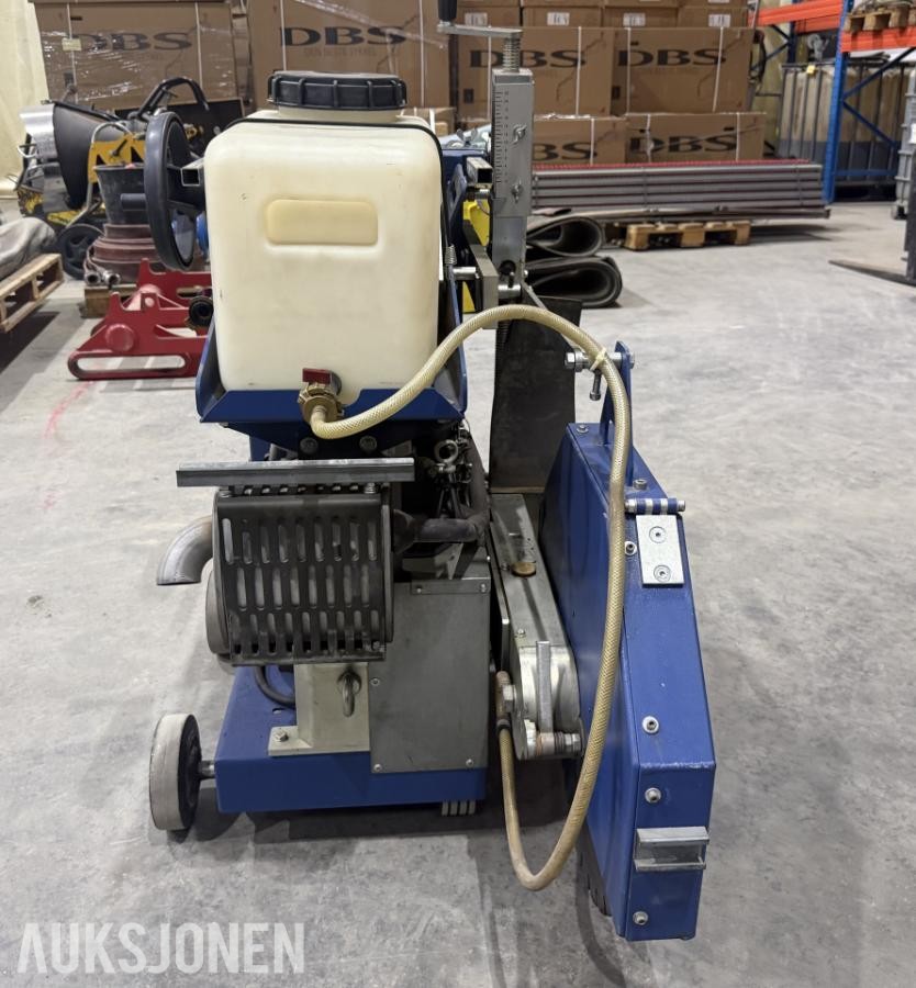 LISSMAC FS20B asfaltsag.