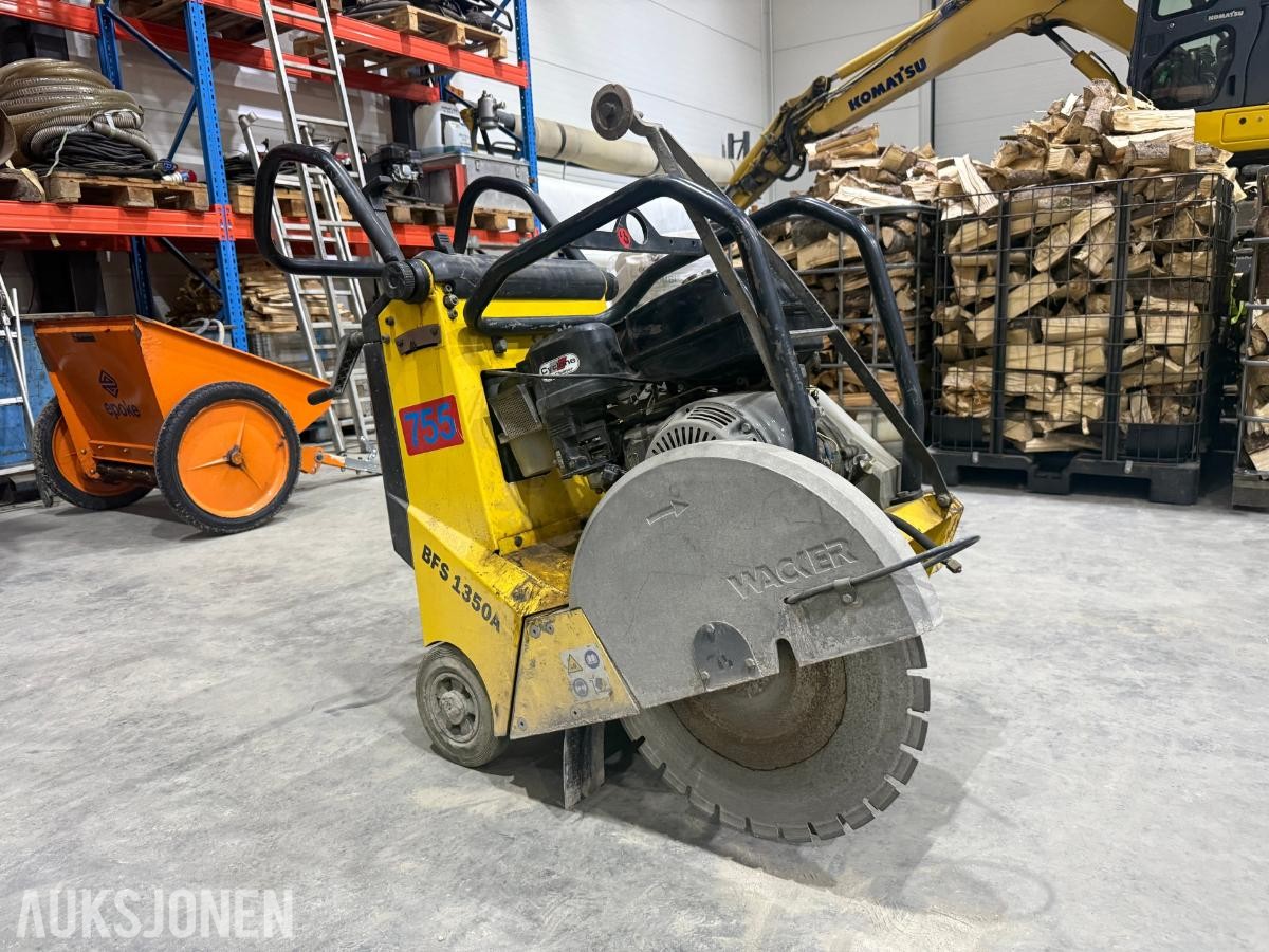2006 Wacker Neuson BFS 1350AL asfaltsag