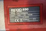 2010 Ridgid 690 elektrisk rørgjenger med gjengehoder og metallkoffert