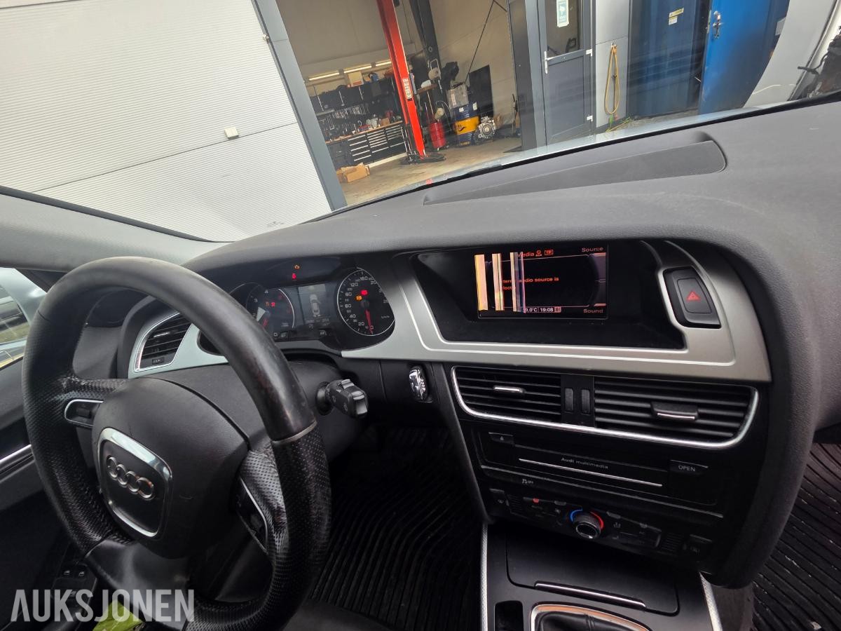 2011 Audi A4 2.0 17 hk ABT 195000 km