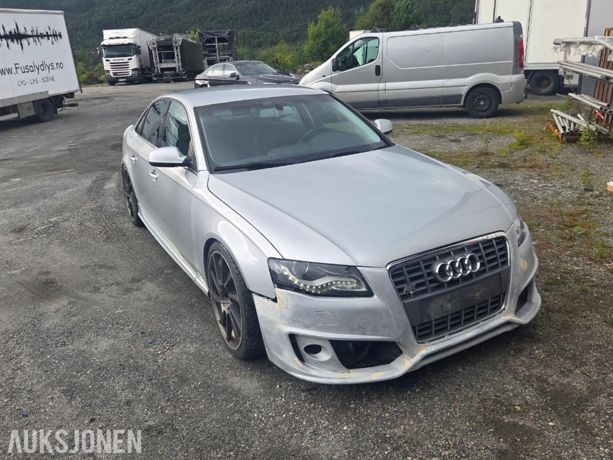 2011 Audi A4 2.0 17 hk ABT 195000 km