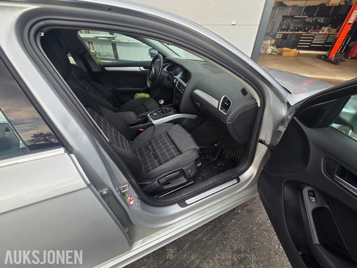 2011 Audi A4 2.0 17 hk ABT 195000 km