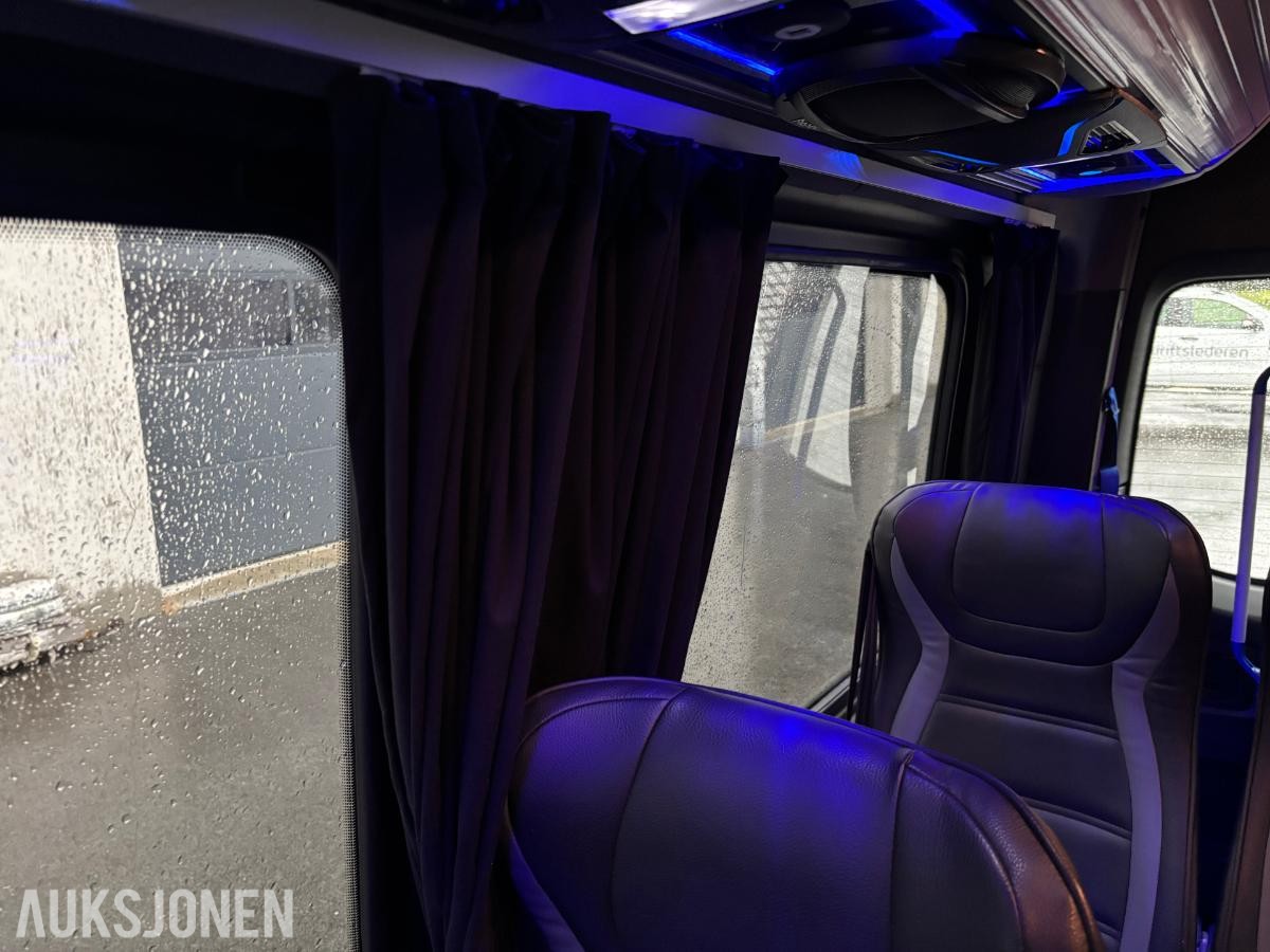 2019 Mercedes-Benz Sprinter  519 CDI 17-seter Rullestolbuss, Lav KM 185227km