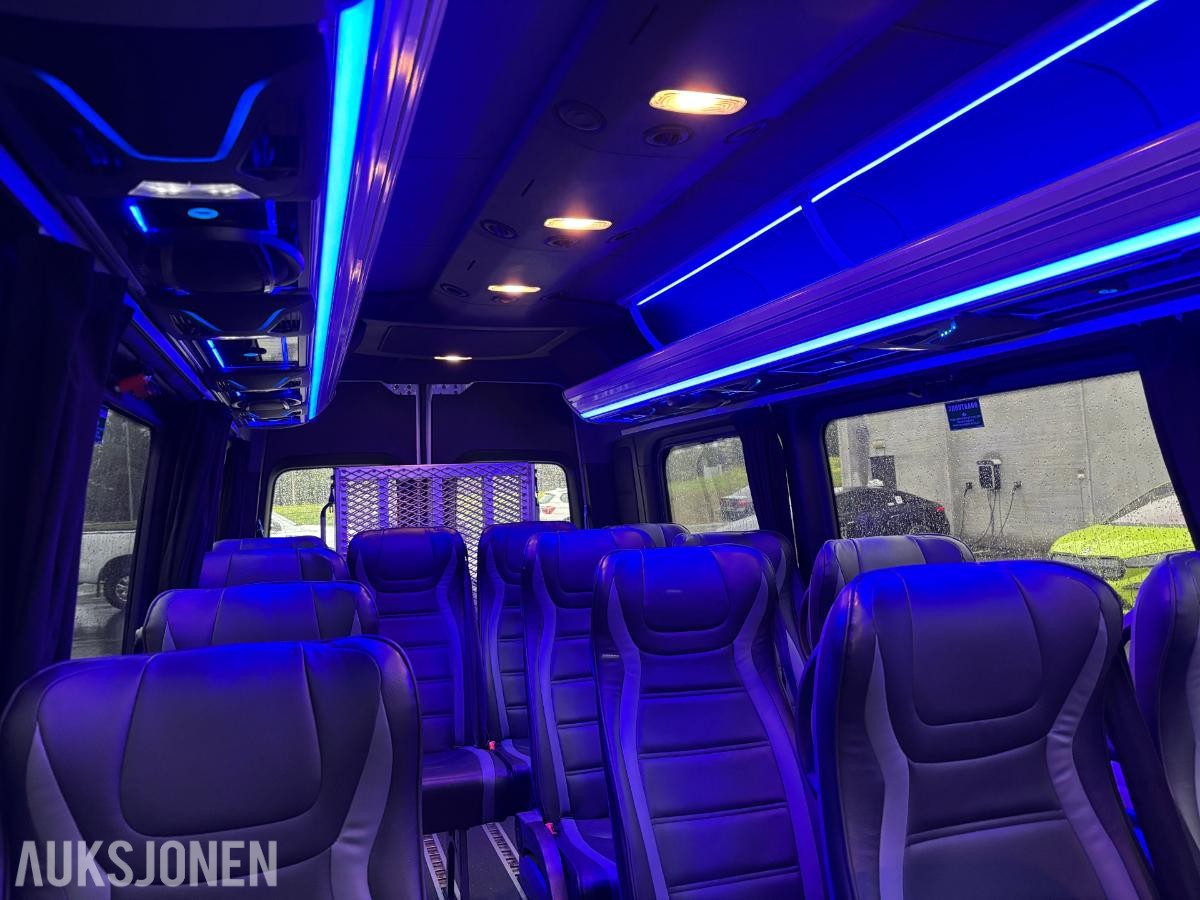 2019 Mercedes-Benz Sprinter  519 CDI 17-seter Rullestolbuss, Lav KM 185227km