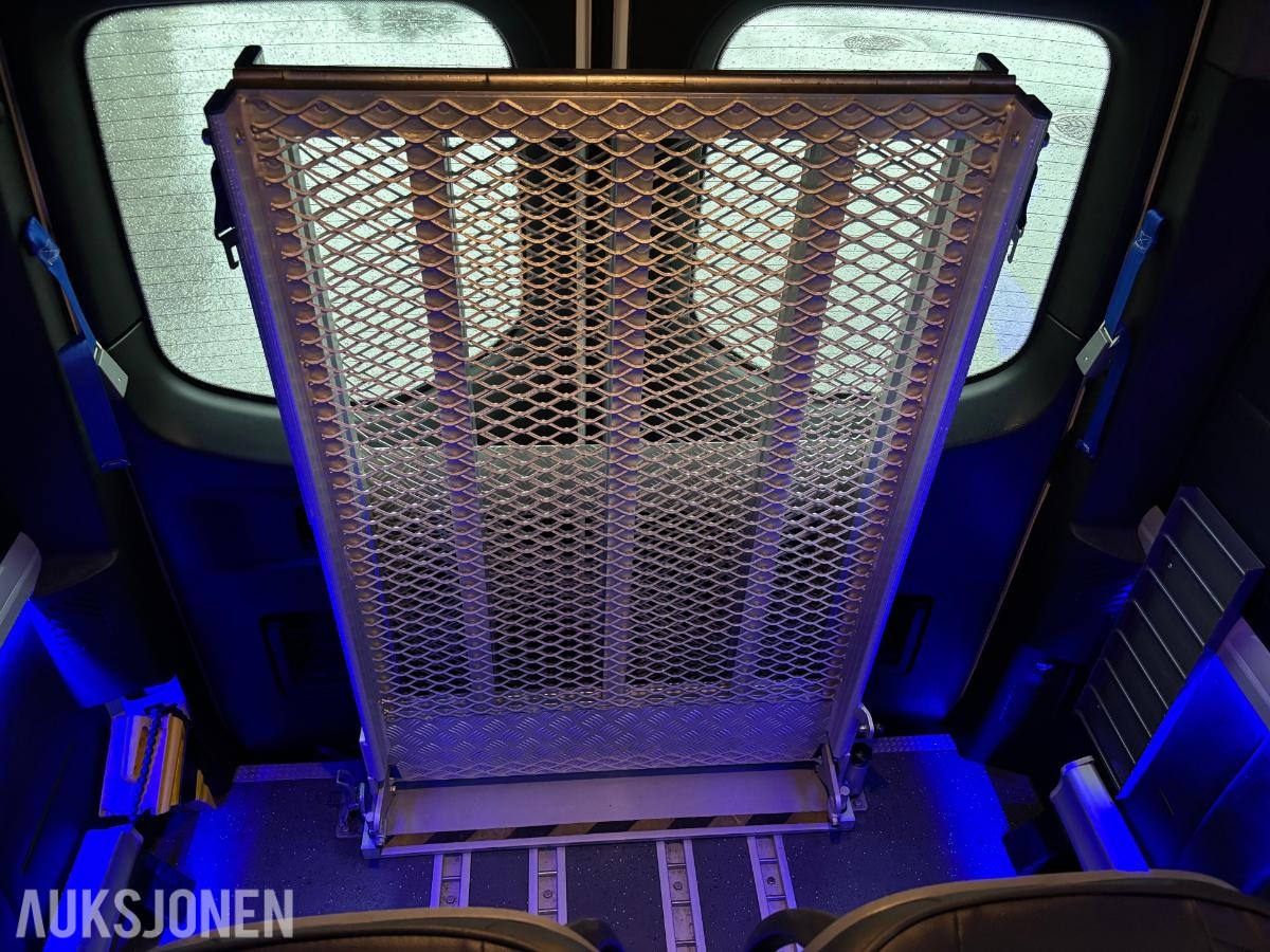 2019 Mercedes-Benz Sprinter  519 CDI 17-seter Rullestolbuss, Lav KM 185227km