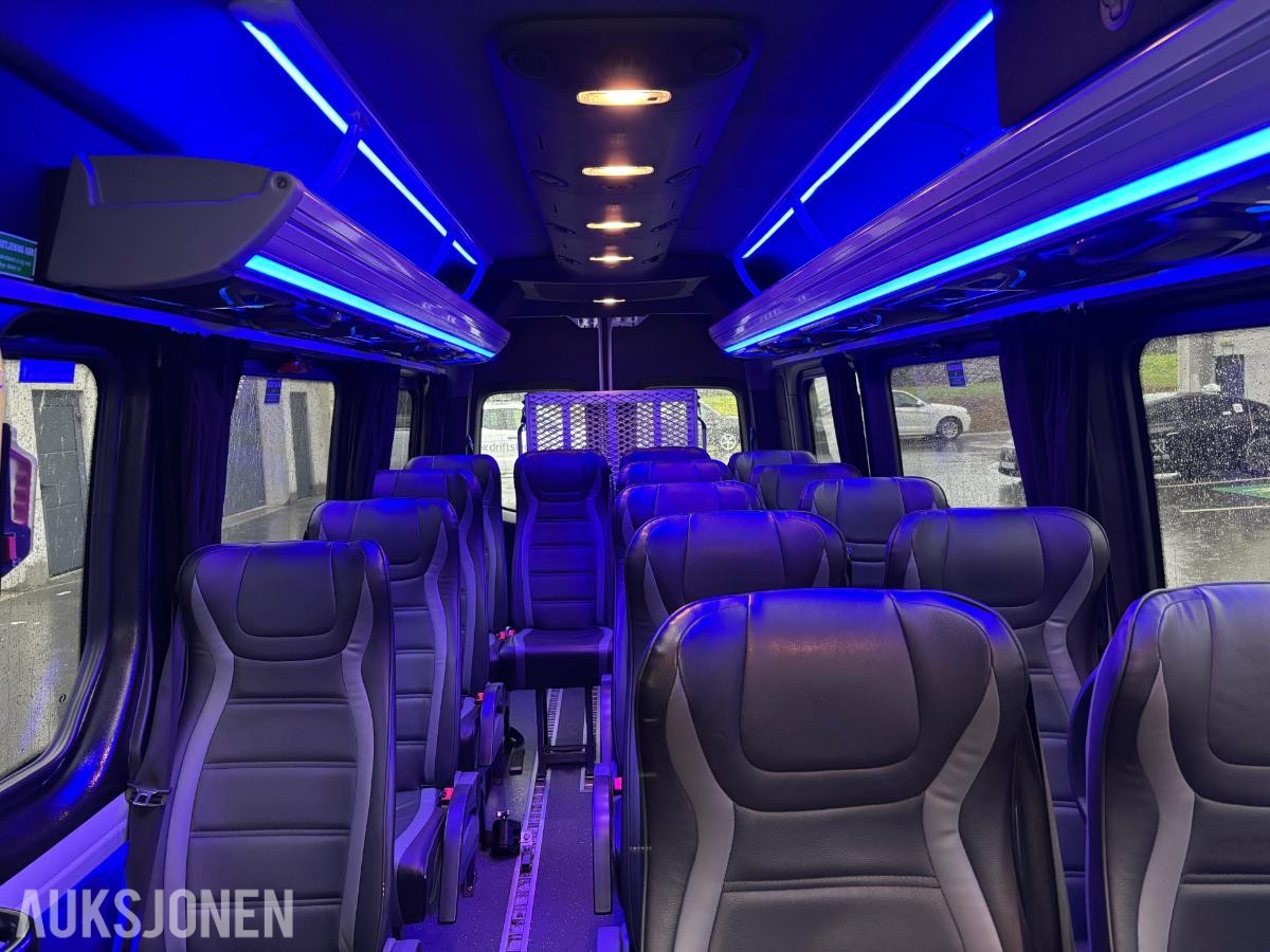 2019 Mercedes-Benz Sprinter  519 CDI 17-seter Rullestolbuss, Lav KM 185227km