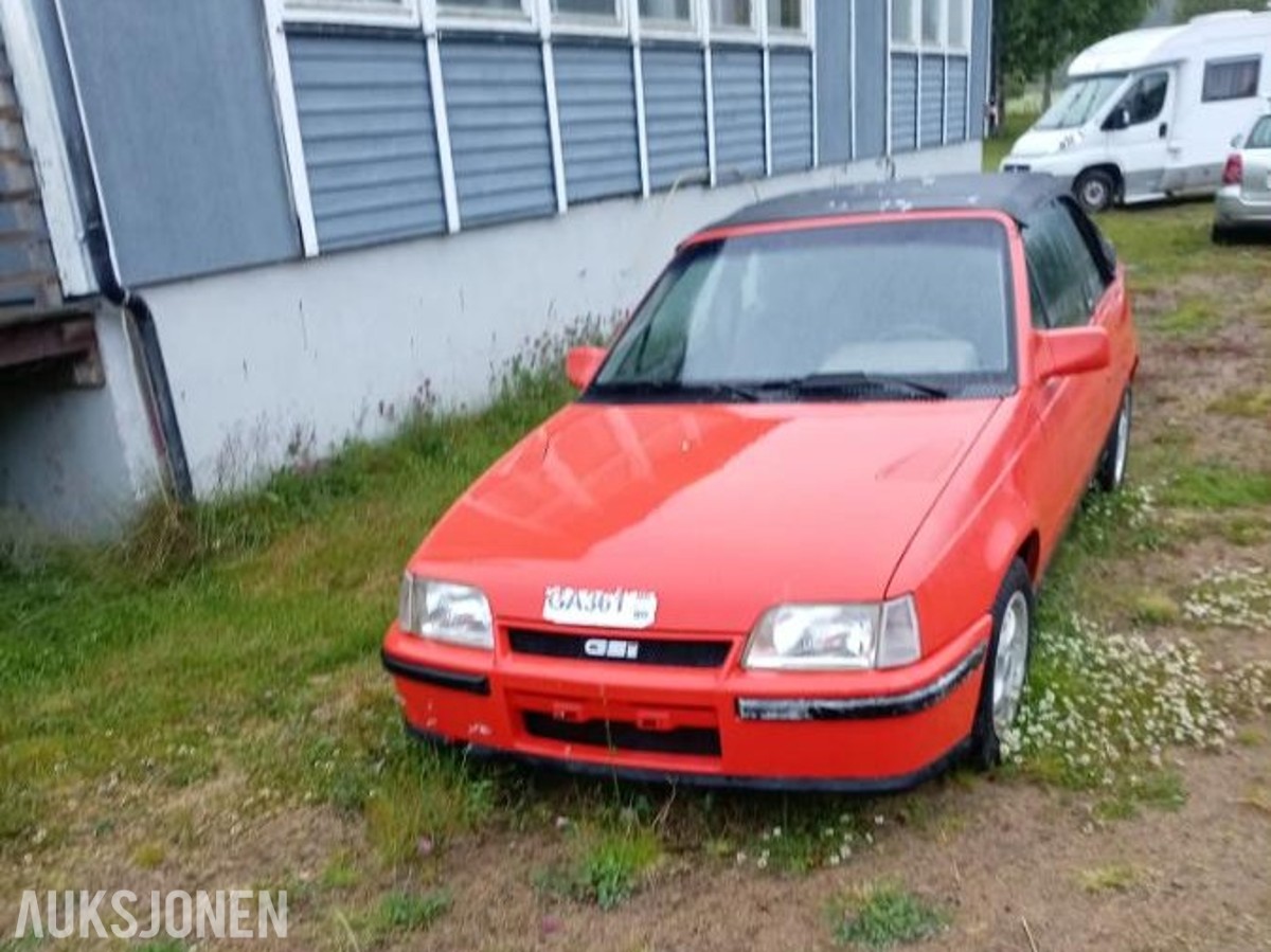 1989 Opel Kadett cab 2.0 116hk mye påkostet 159000km
